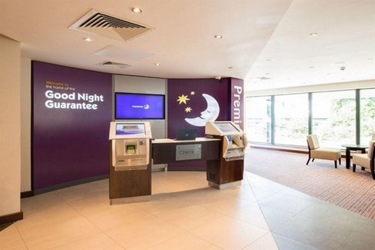 Premier Inn Chelmsford City Centre エクステリア 写真